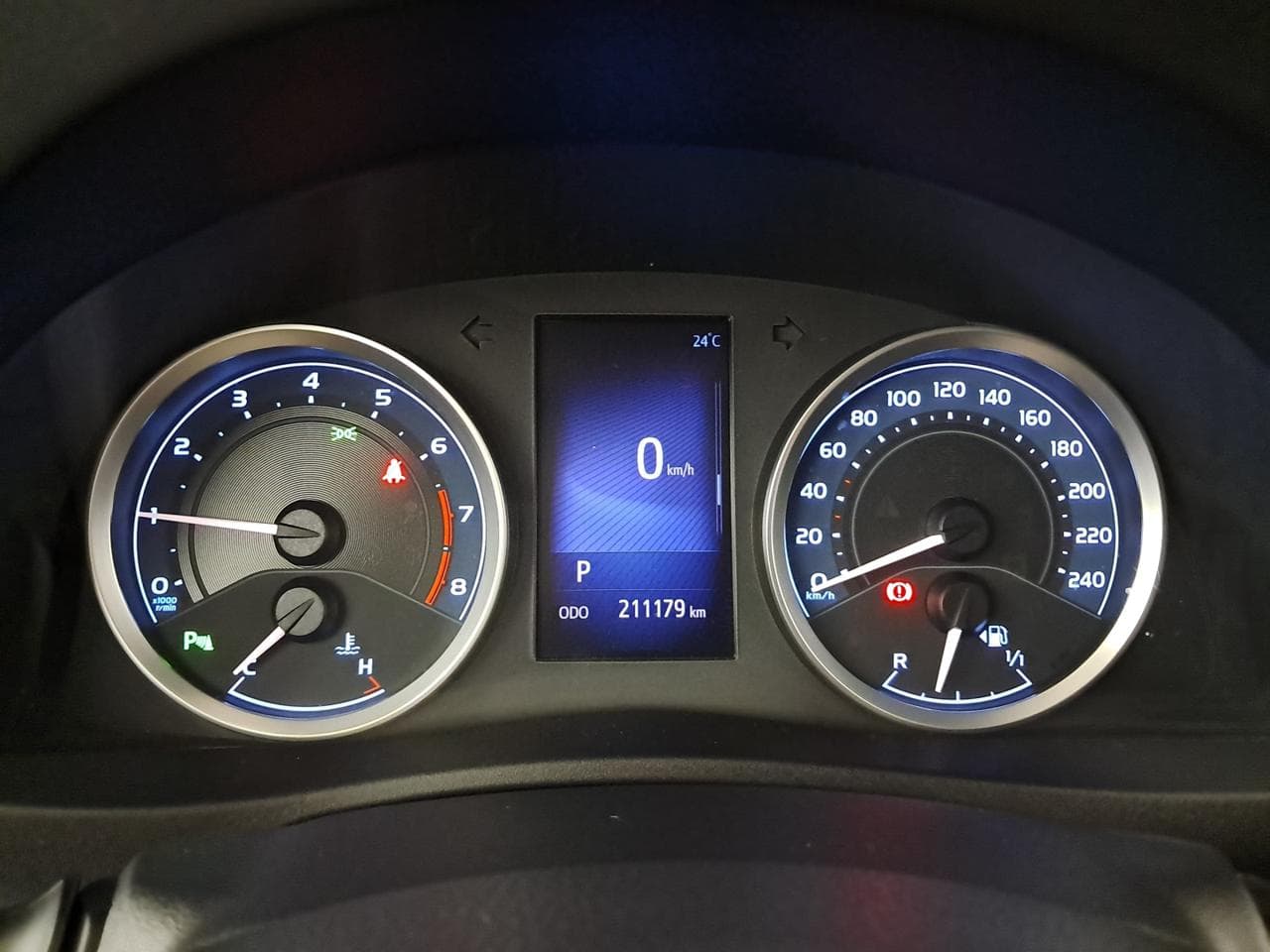 2018 Toyota COROLLA - 17