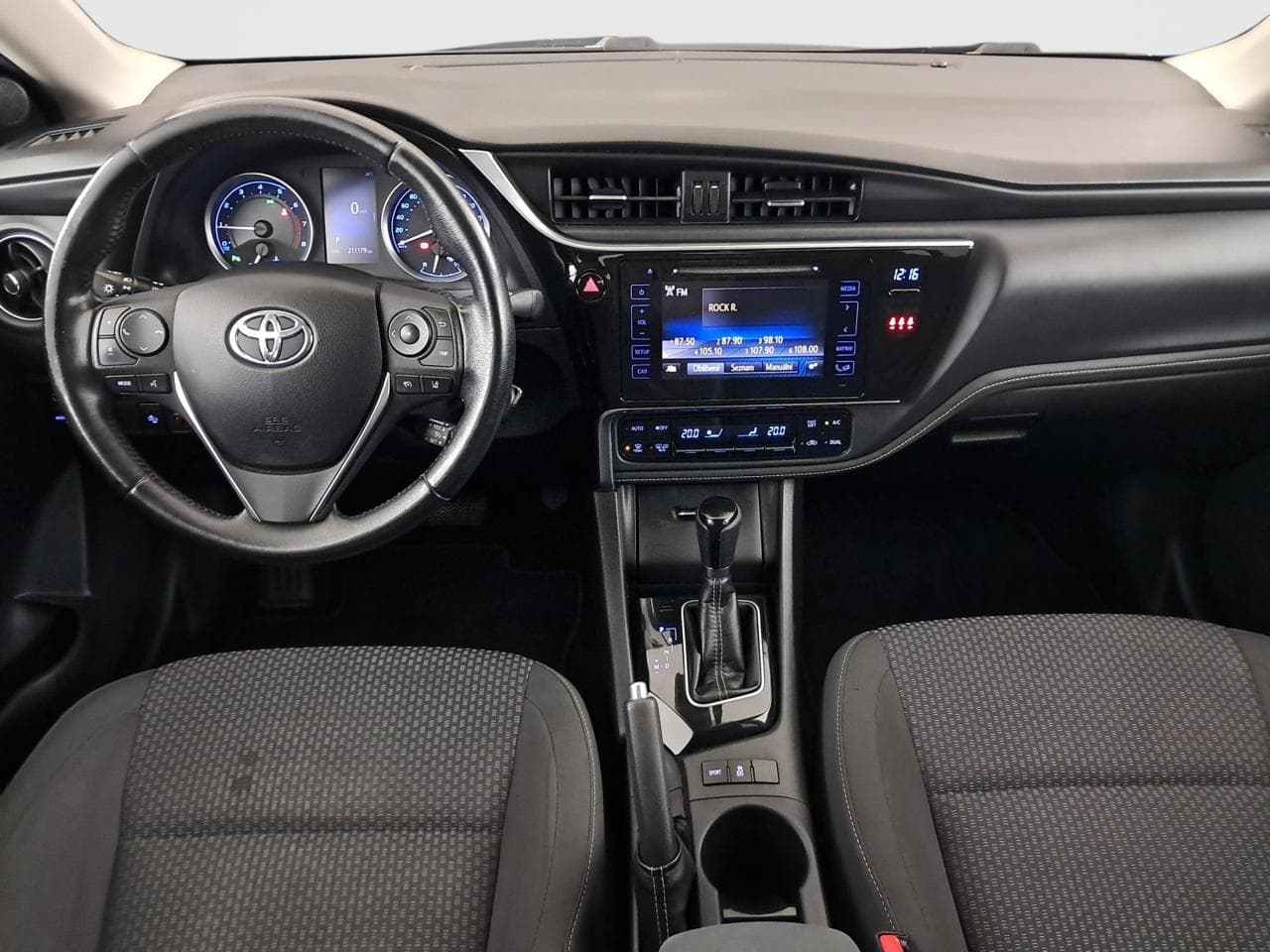 2018 Toyota COROLLA - 10