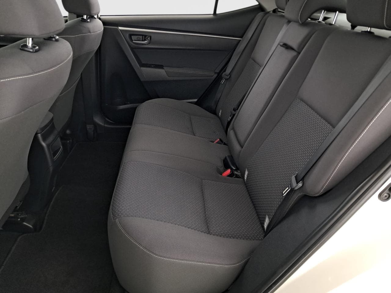 2018 Toyota COROLLA - 15