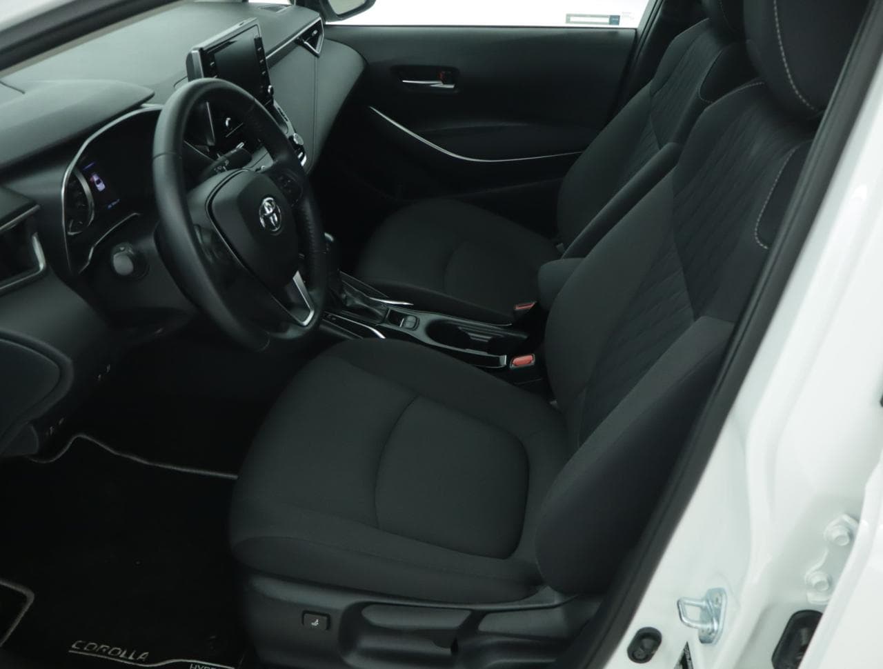 2023 Toyota COROLLA - 16