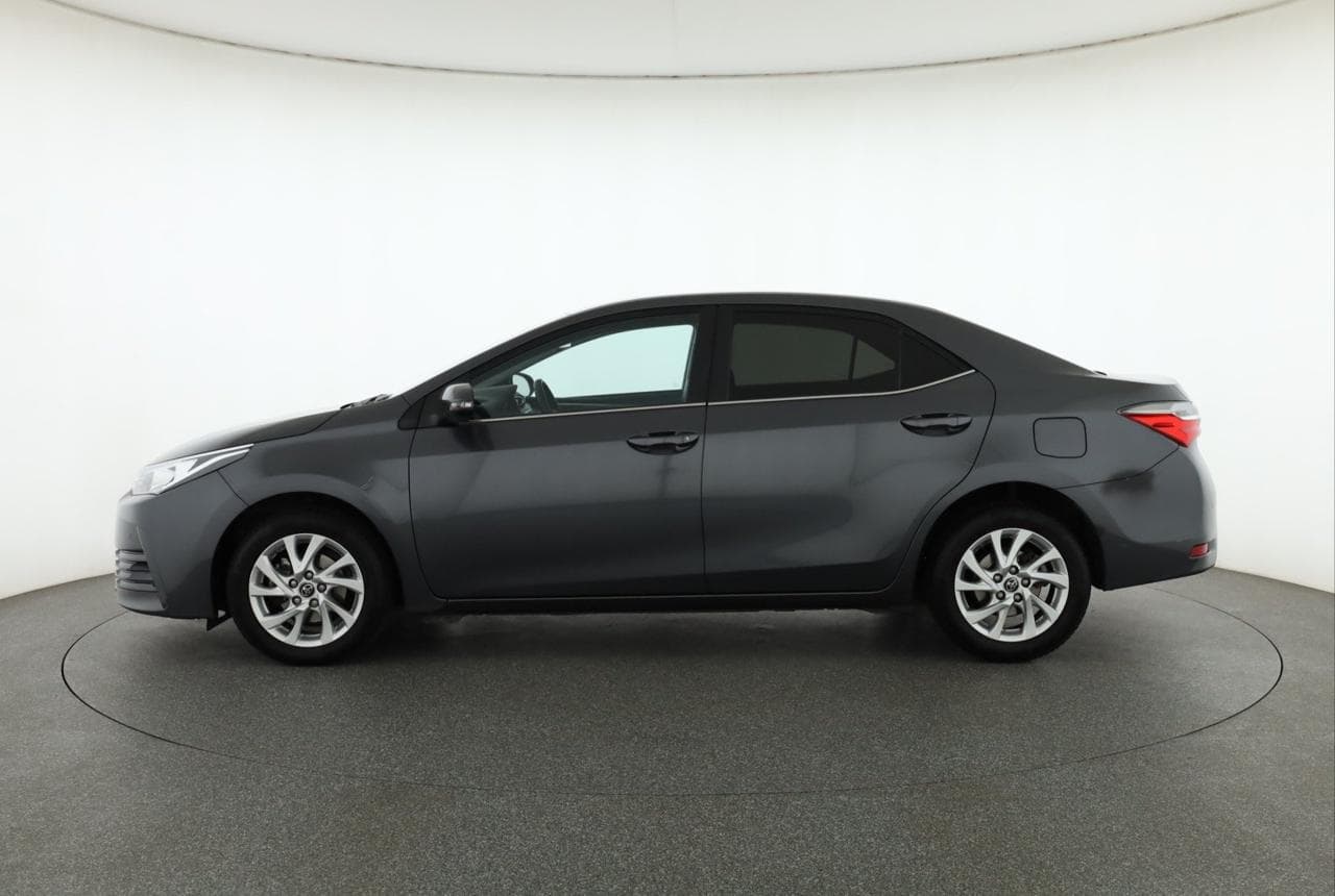 2018 Toyota COROLLA - 4