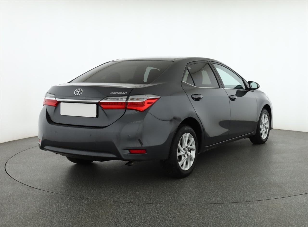2018 Toyota COROLLA - 7