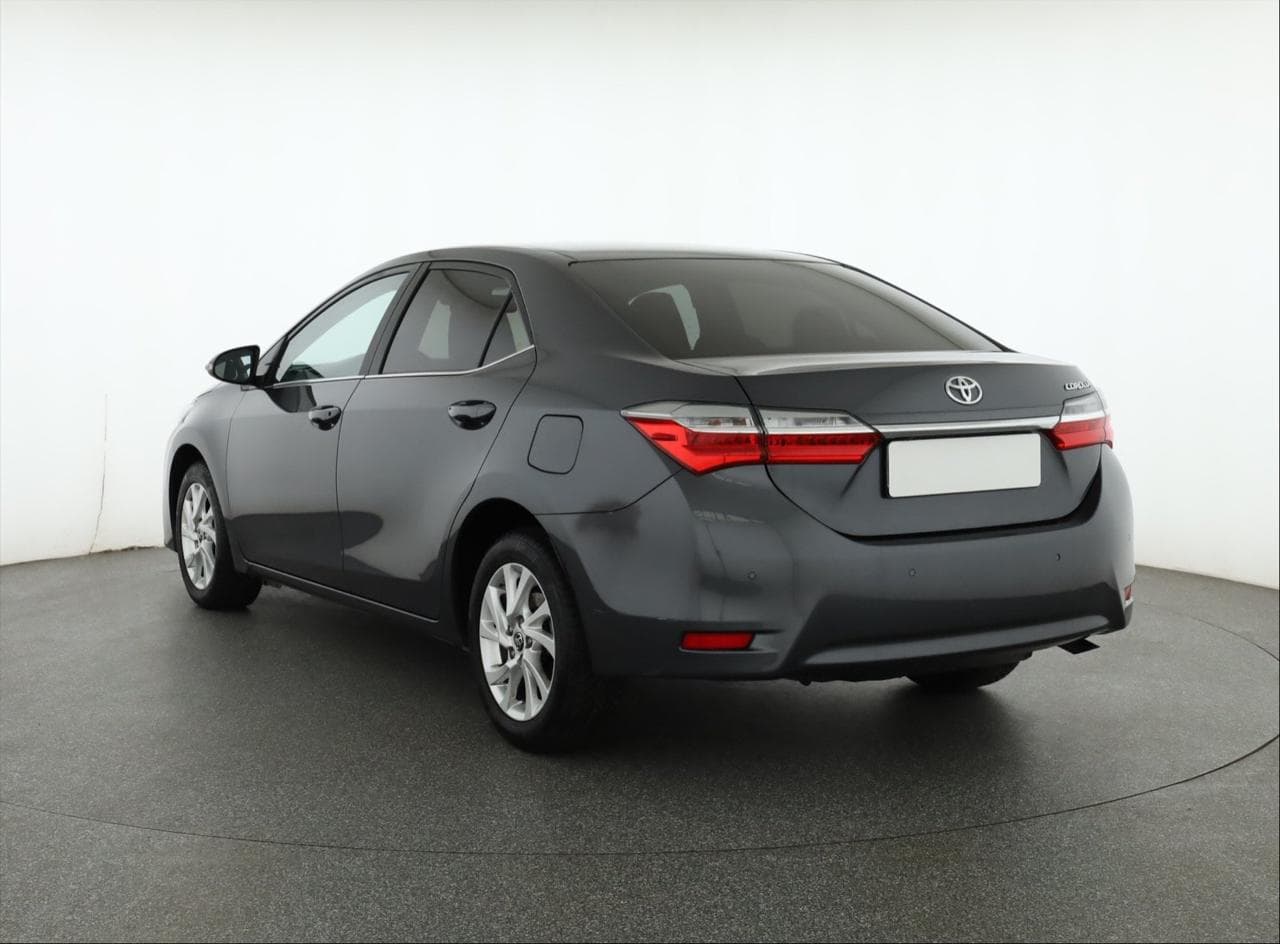 2018 Toyota COROLLA - 5