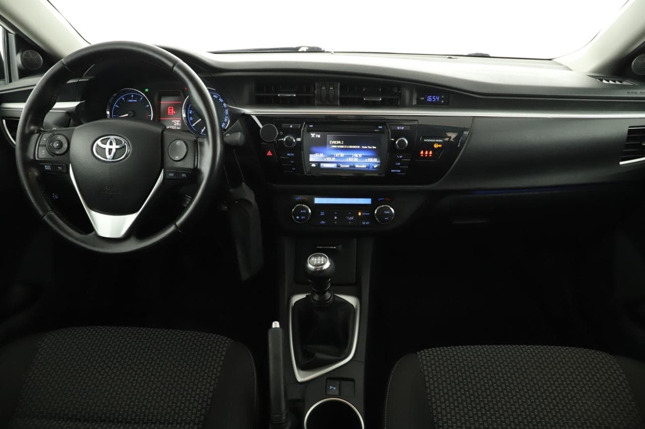 2016 Toyota COROLLA - 9