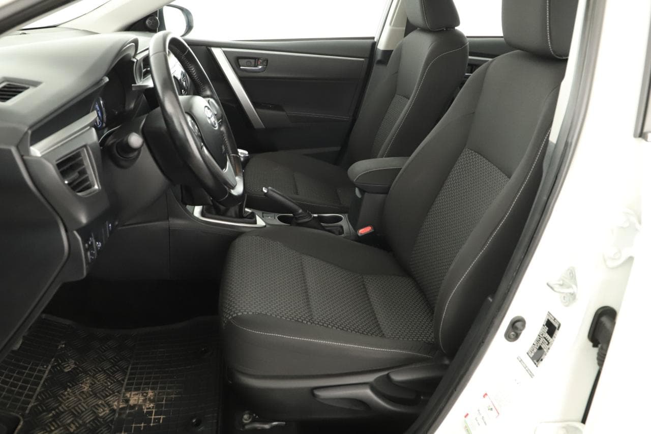 2016 Toyota COROLLA - 12