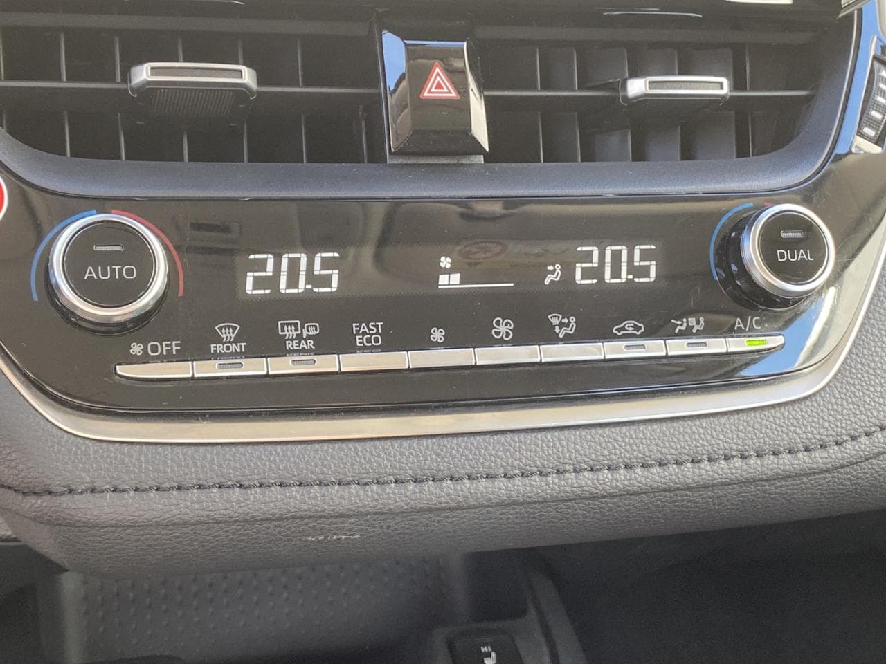 2023 Toyota COROLLA - 15