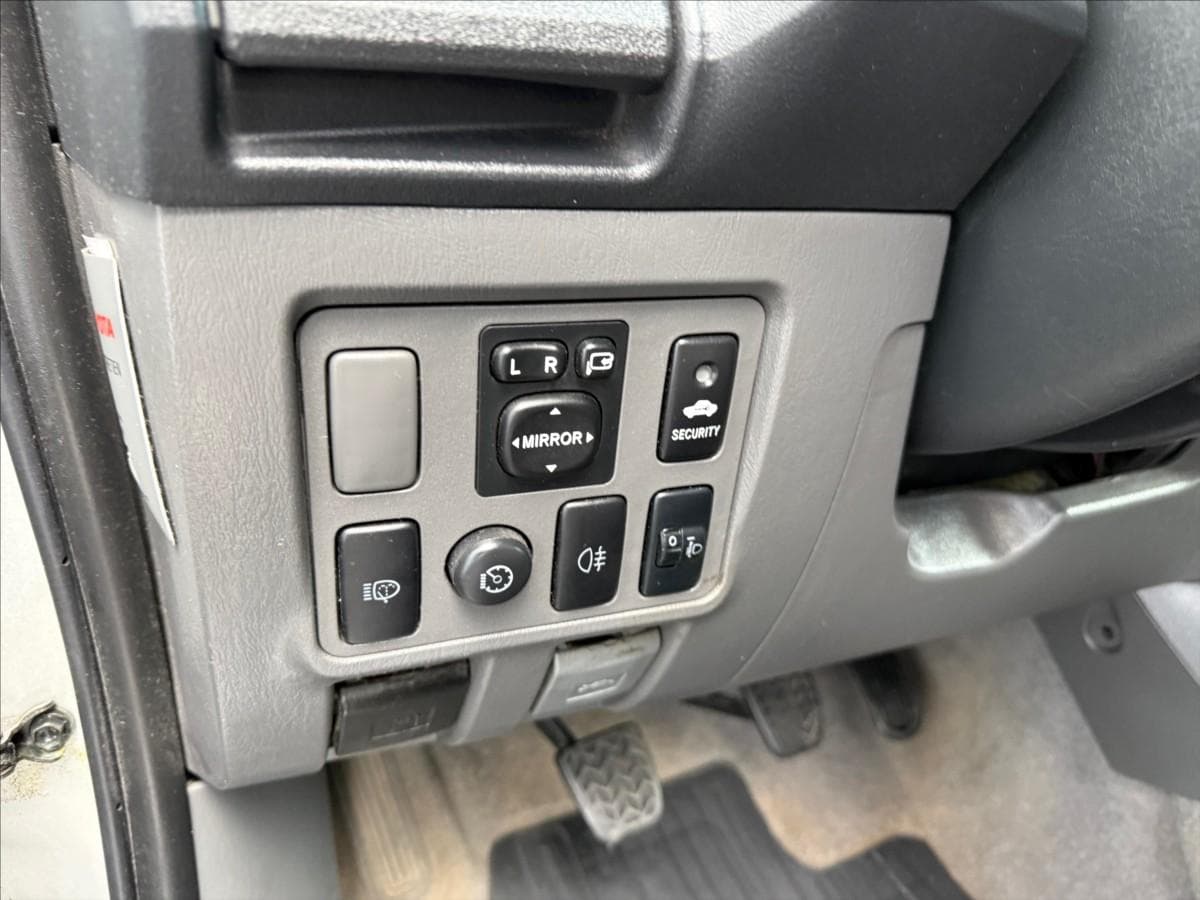 2012 Toyota Hilux - 20