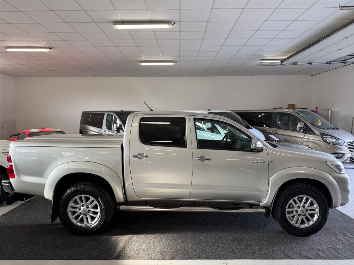 2012 Toyota Hilux - 4