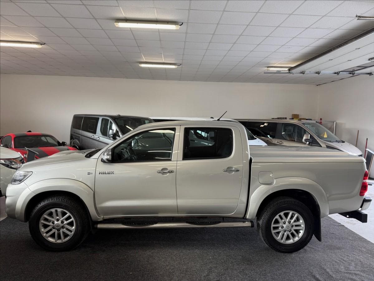 2012 Toyota Hilux - 3