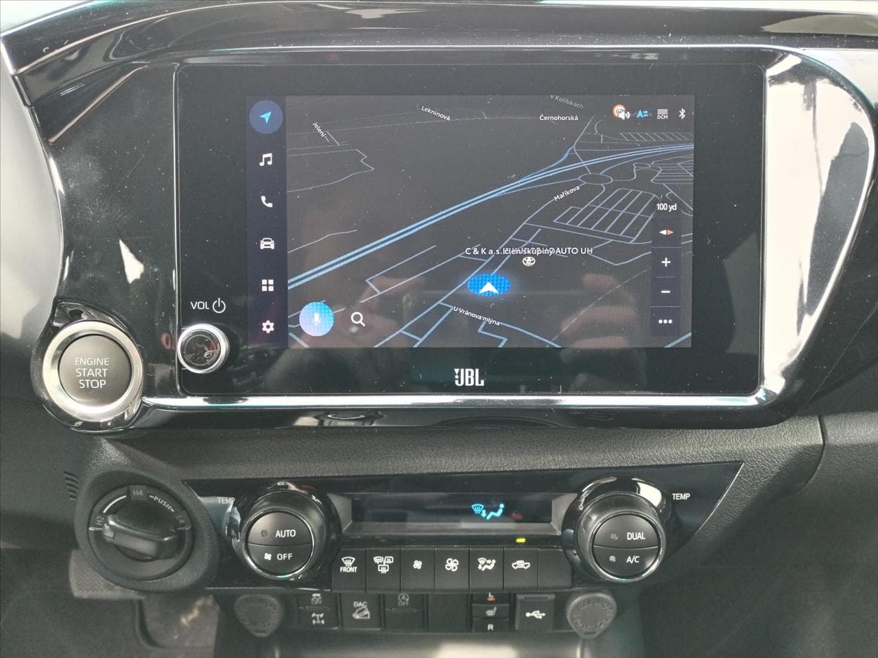 2025 Toyota Hilux - 15