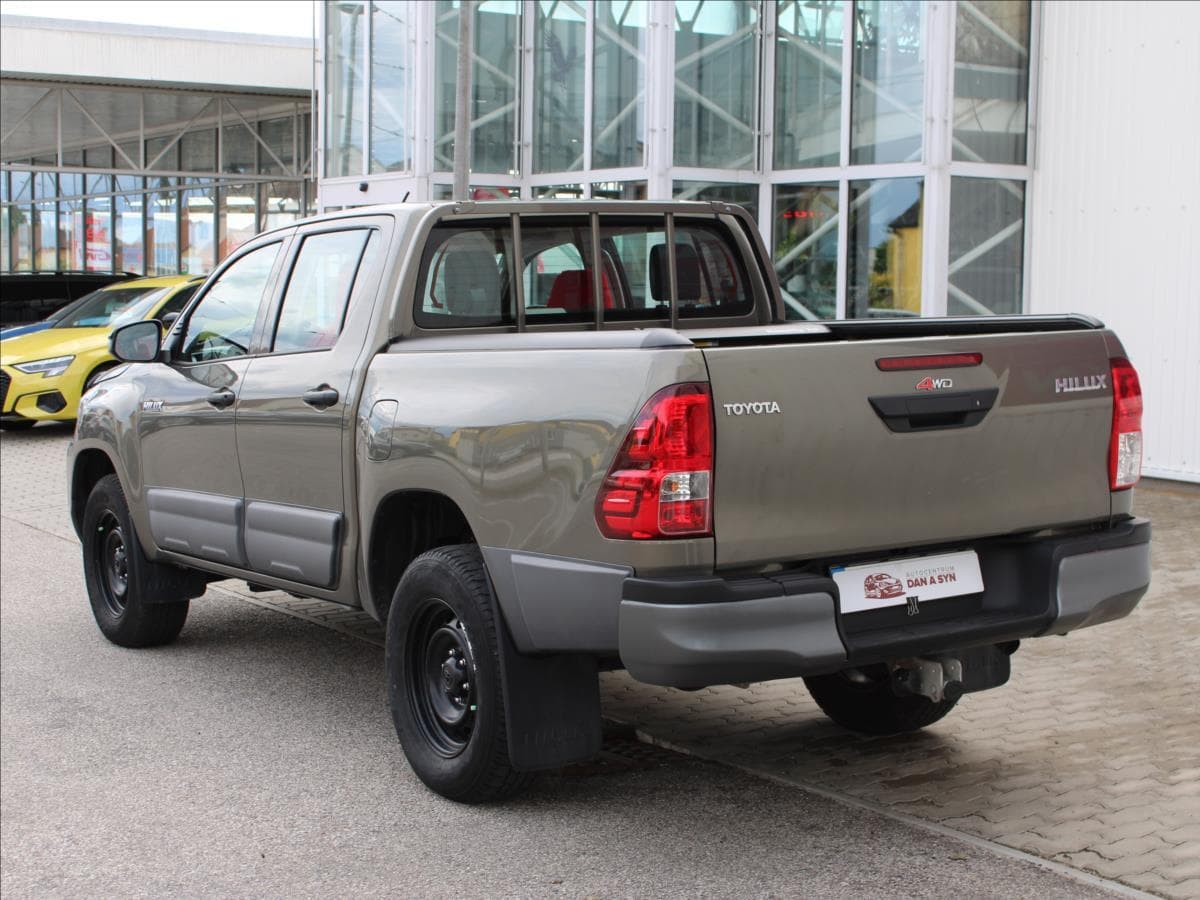 2024 Toyota HILUX - 4