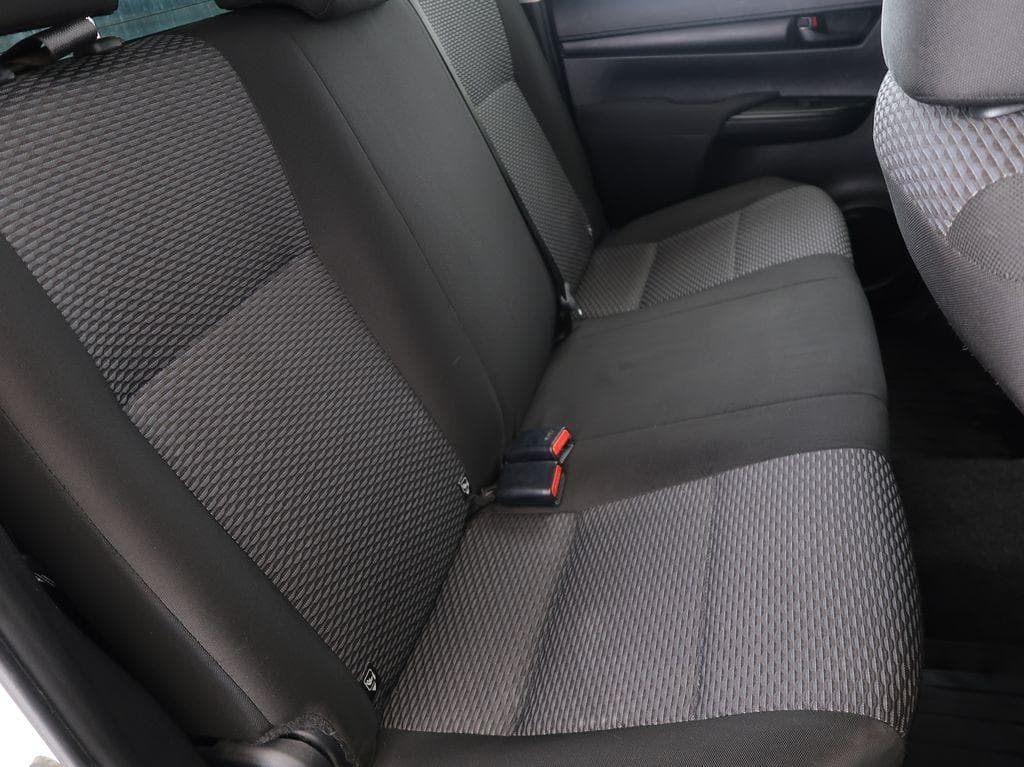 2019 Toyota HILUX - 13