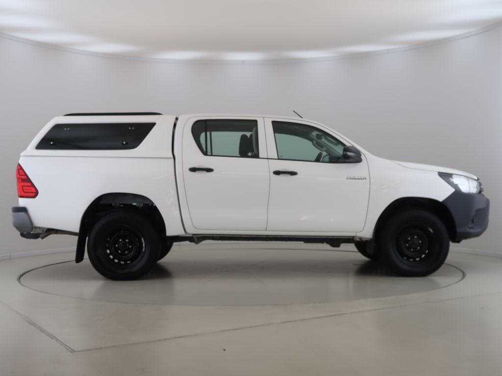 2019 Toyota HILUX - 4