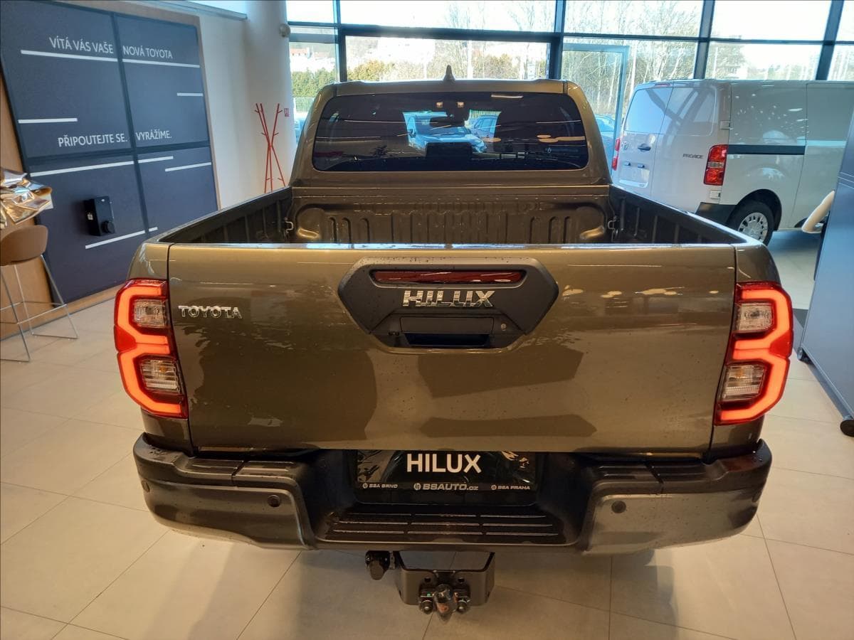 2026 Toyota HILUX - 5