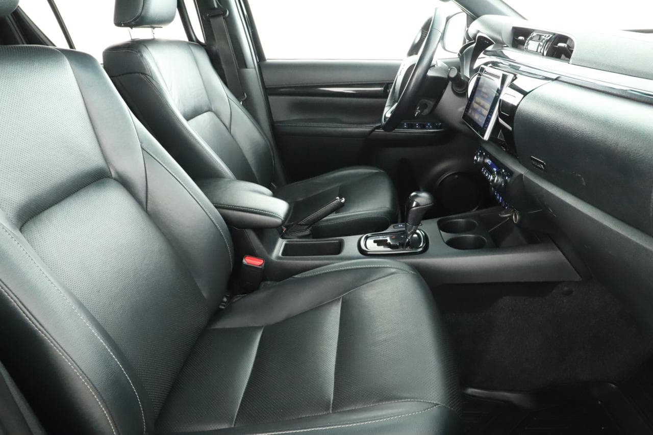 2019 Toyota HILUX - 10