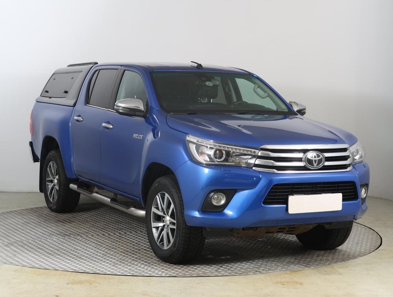 Toyota Hilux 2.4 D-4D 110kW terénní