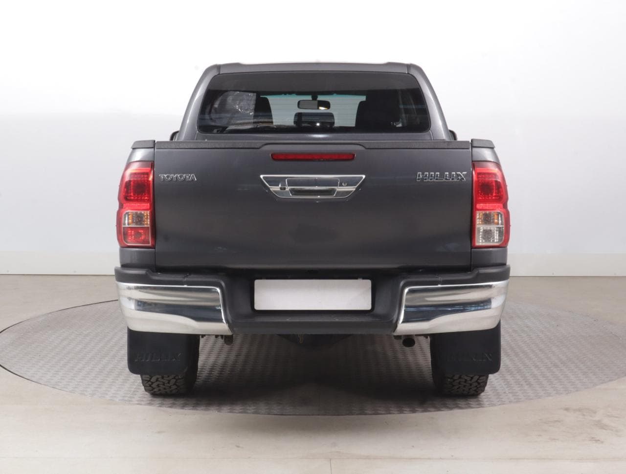 2020 Toyota HILUX - 6