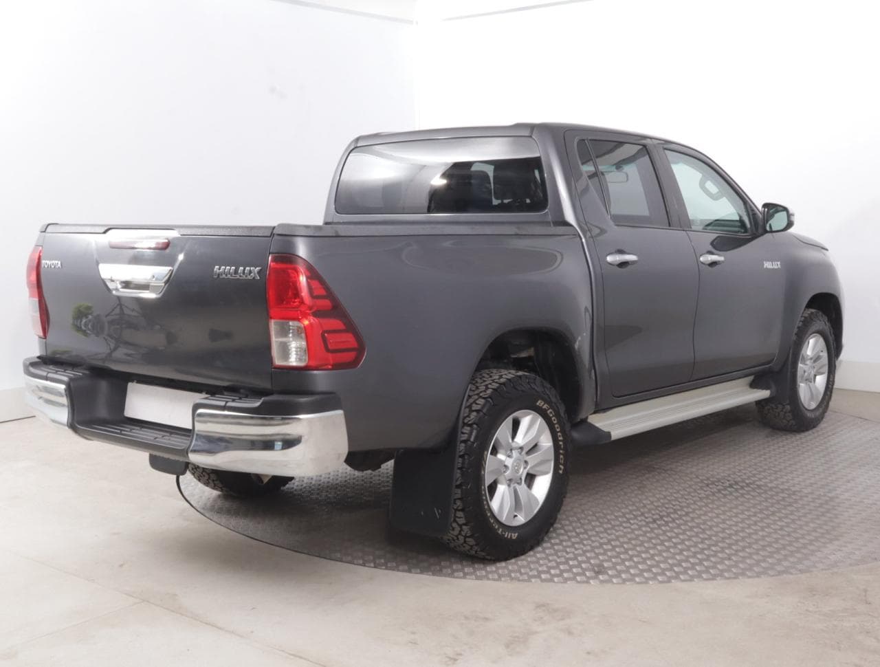 2020 Toyota HILUX - 7