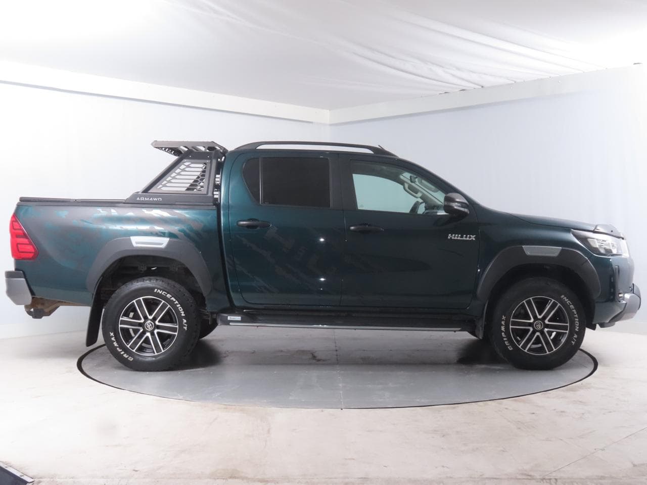2021 Toyota HILUX - 8
