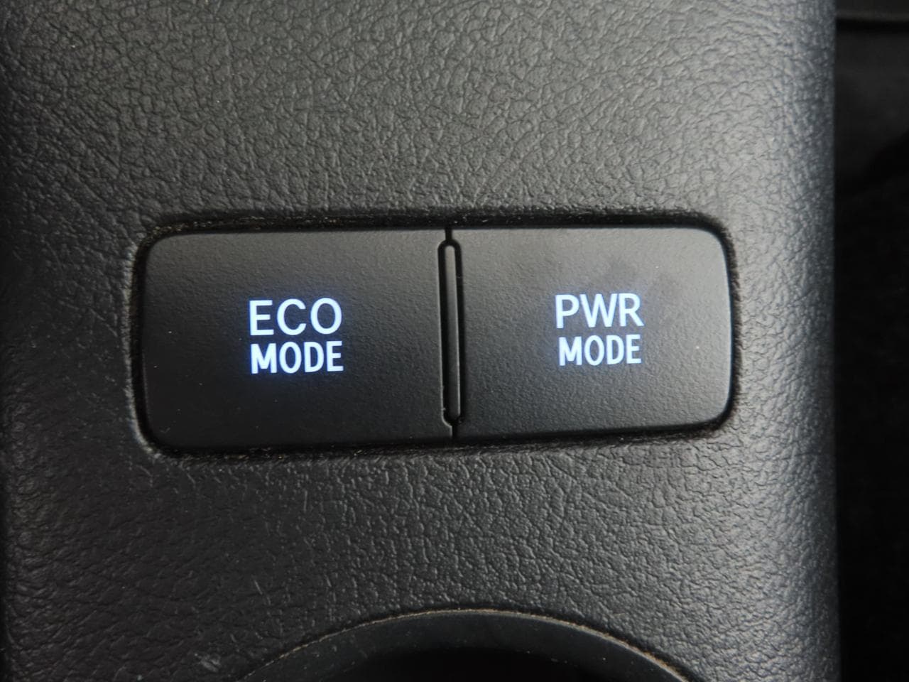 2021 Toyota HILUX - 20