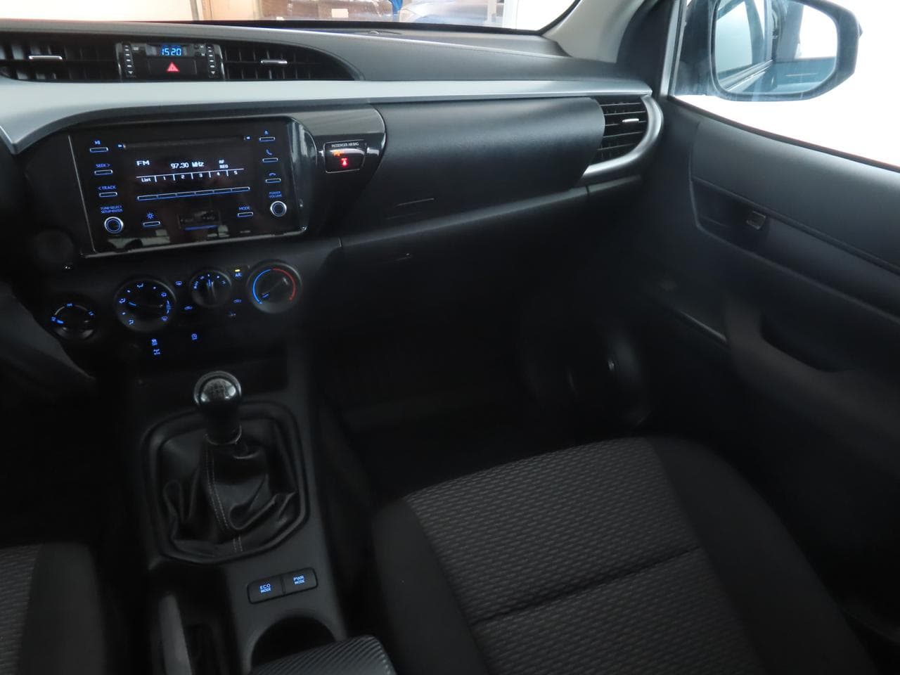2021 Toyota HILUX - 11