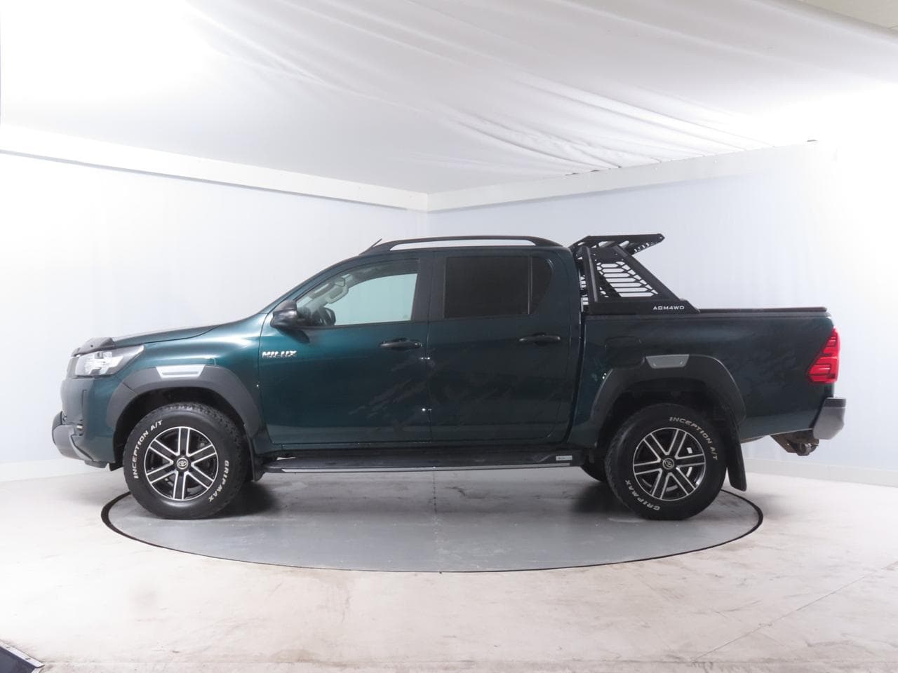 2021 Toyota HILUX - 4