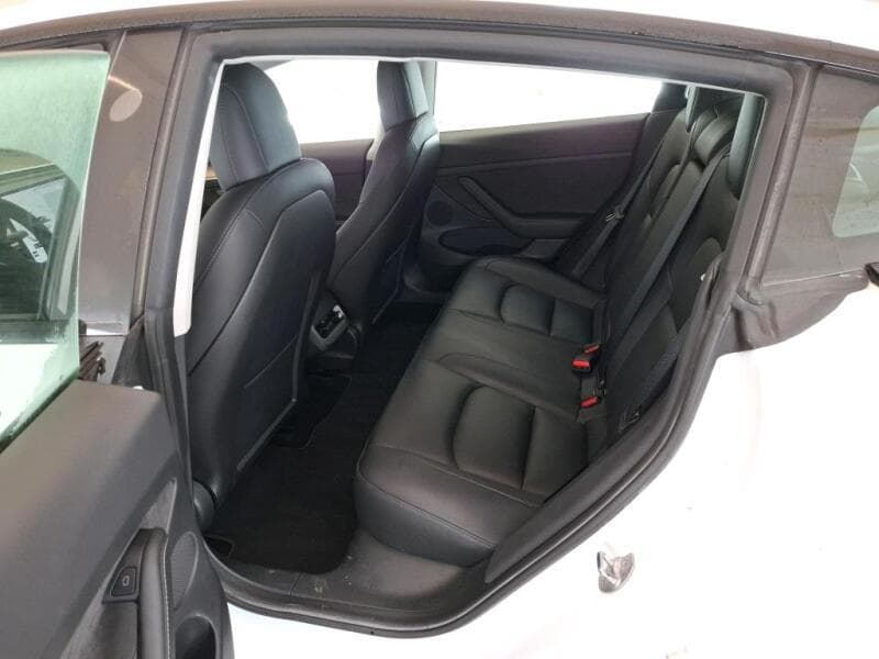 2022 Tesla Model 3 - 15