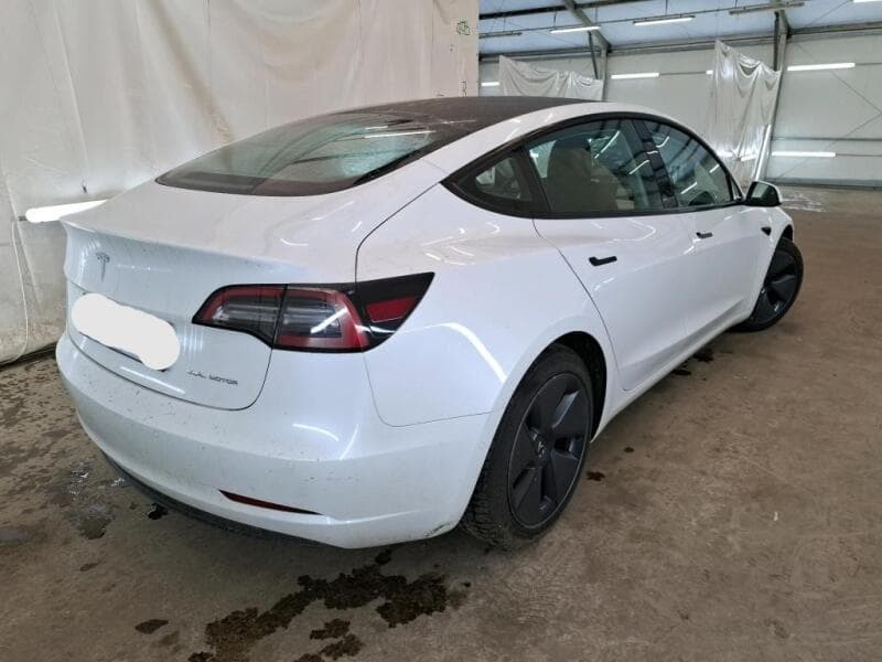 2022 Tesla Model 3 - 7