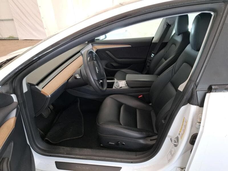 2022 Tesla Model 3 - 13