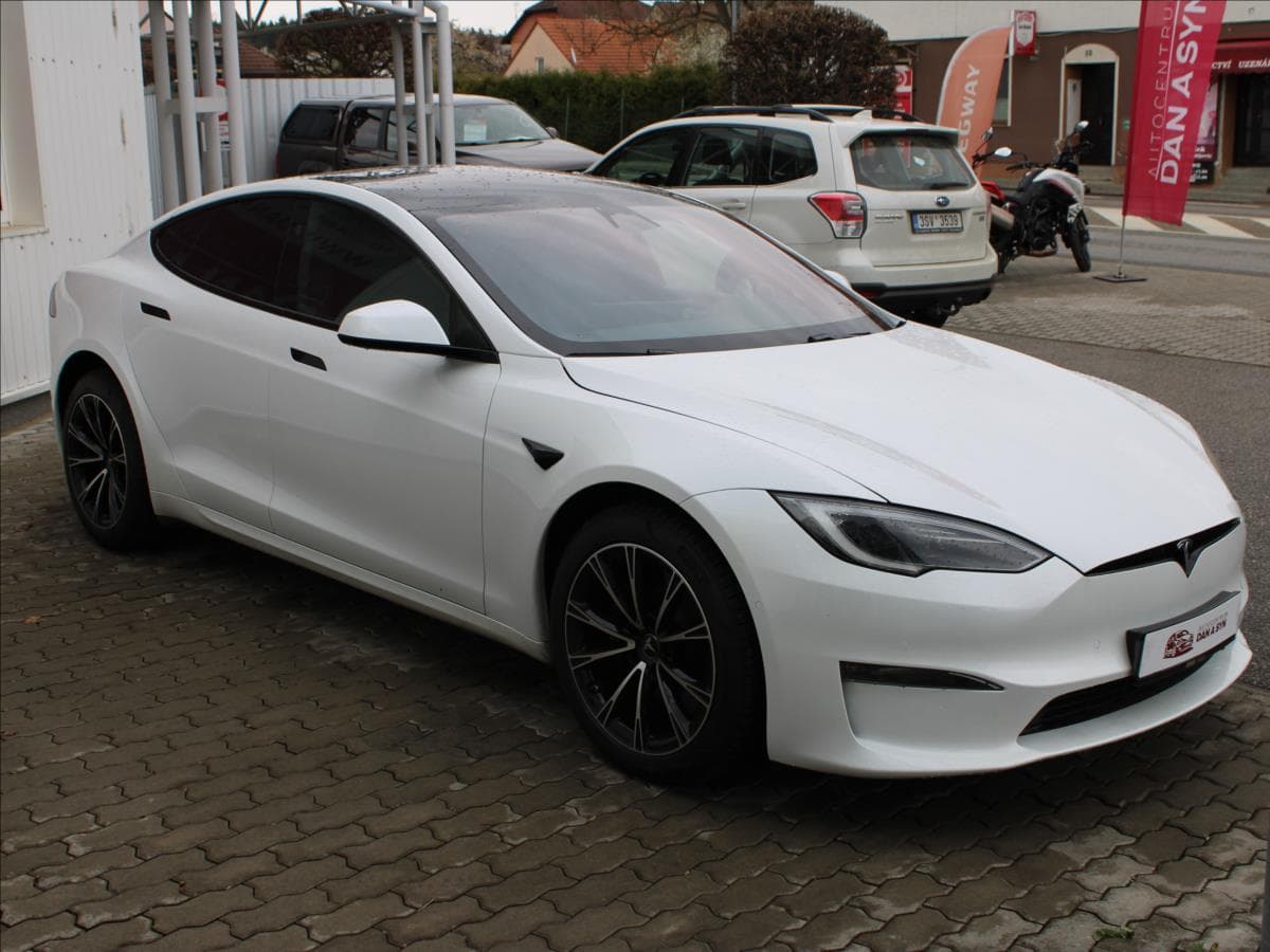 2023 Tesla MODEL S - 2