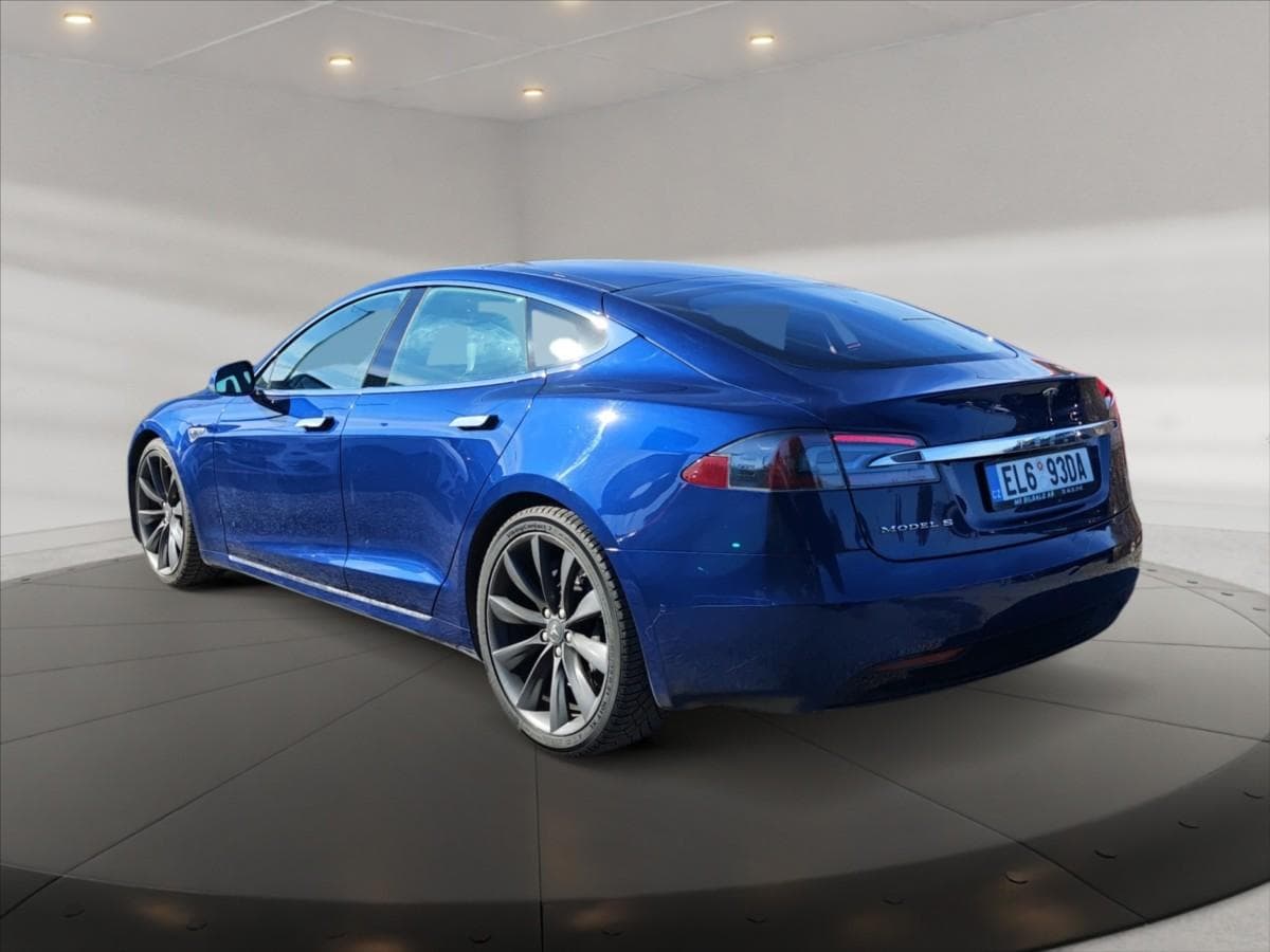 2016 Tesla Model S - 5
