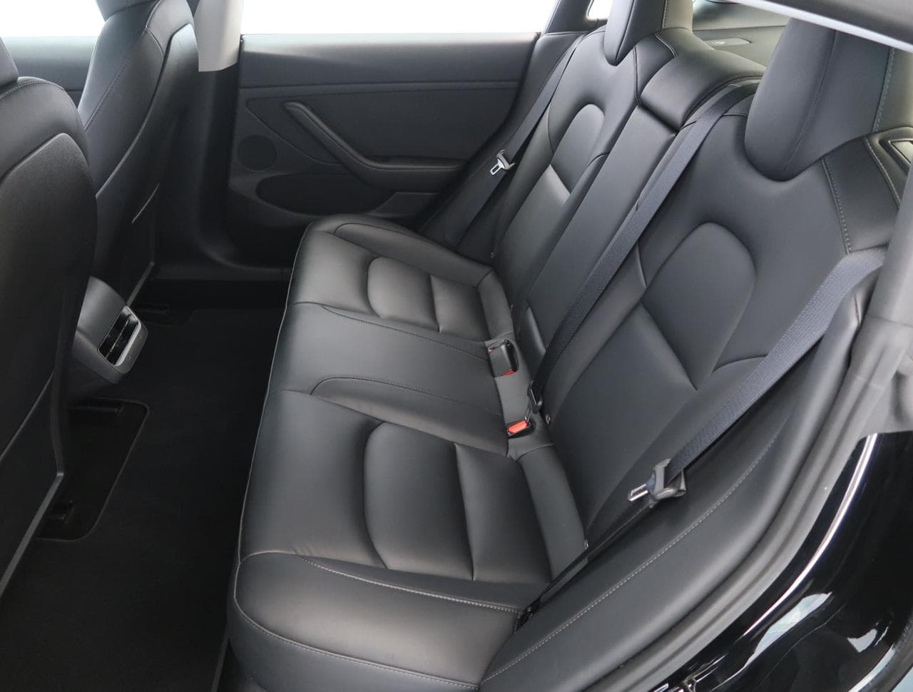 2021 Tesla Model 3 - 15