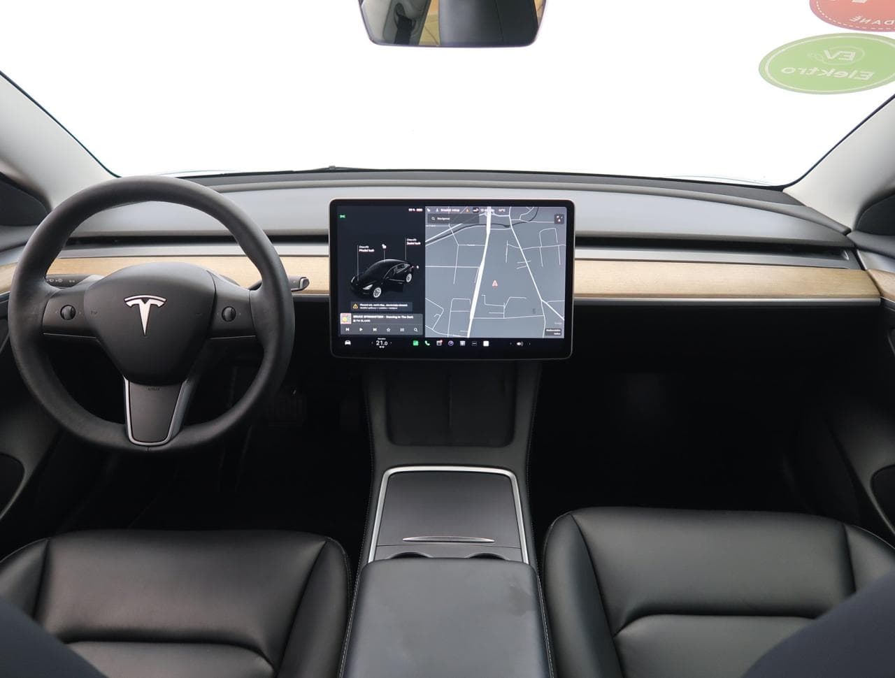 2021 Tesla Model 3 - 10