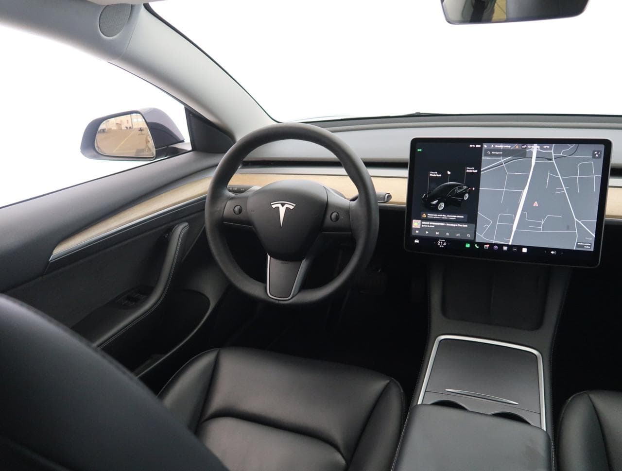 2021 Tesla Model 3 - 9