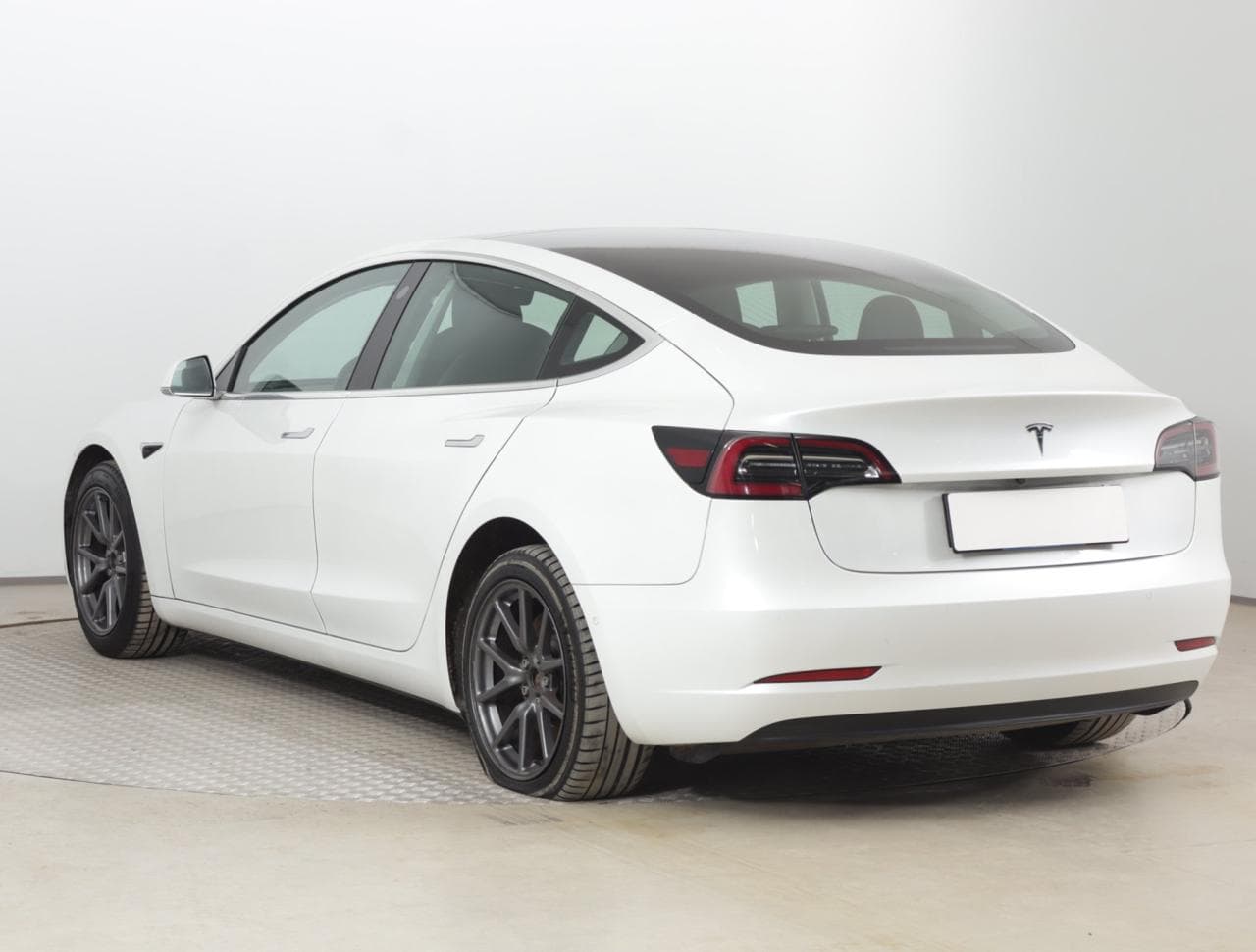 2020 Tesla MODEL 3 - 5