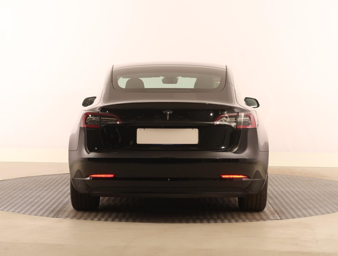 2020 Tesla Model 3 - 6