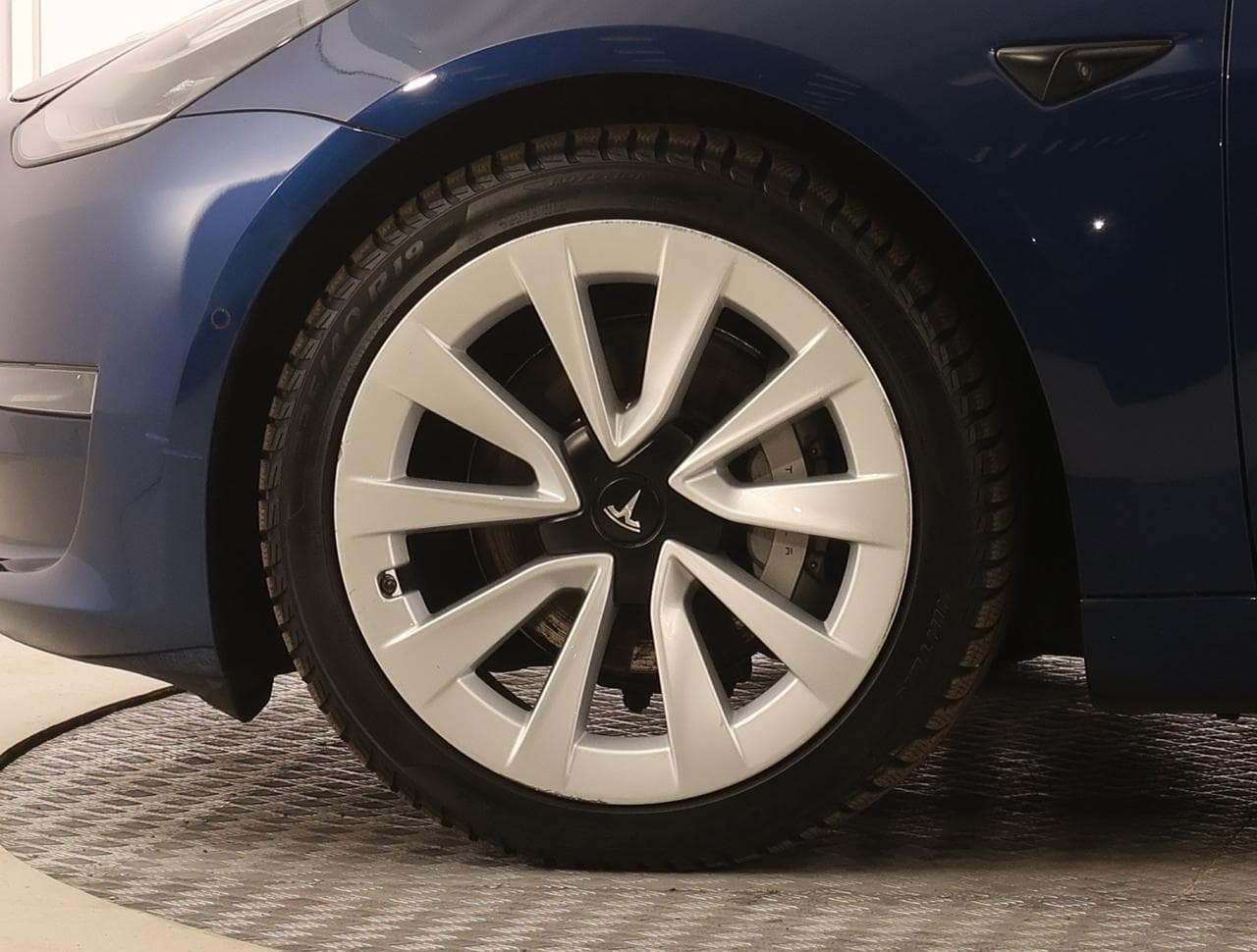 2020 Tesla Model 3 - 20