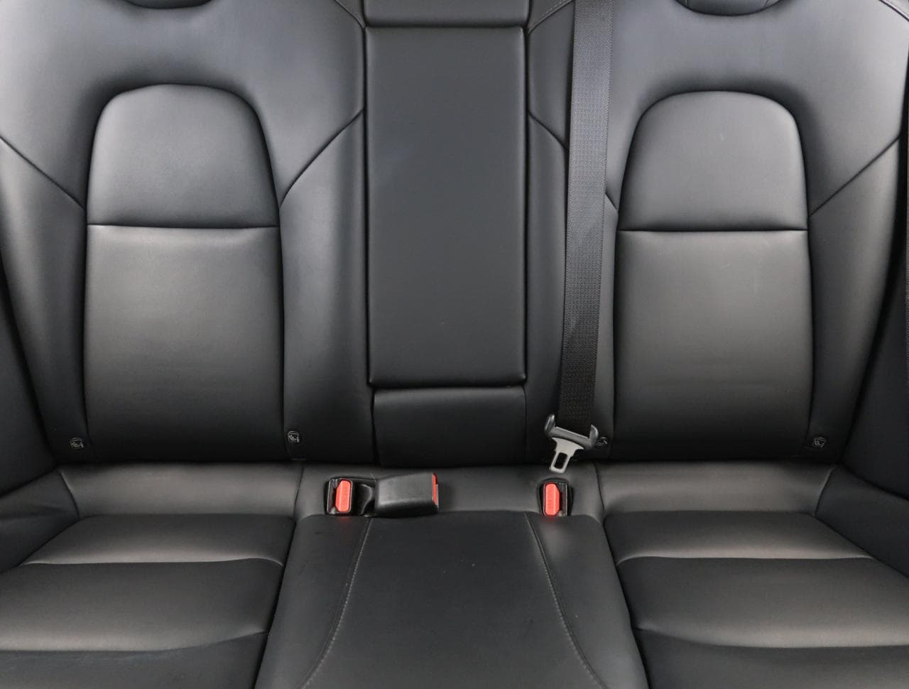 2020 Tesla Model 3 - 14