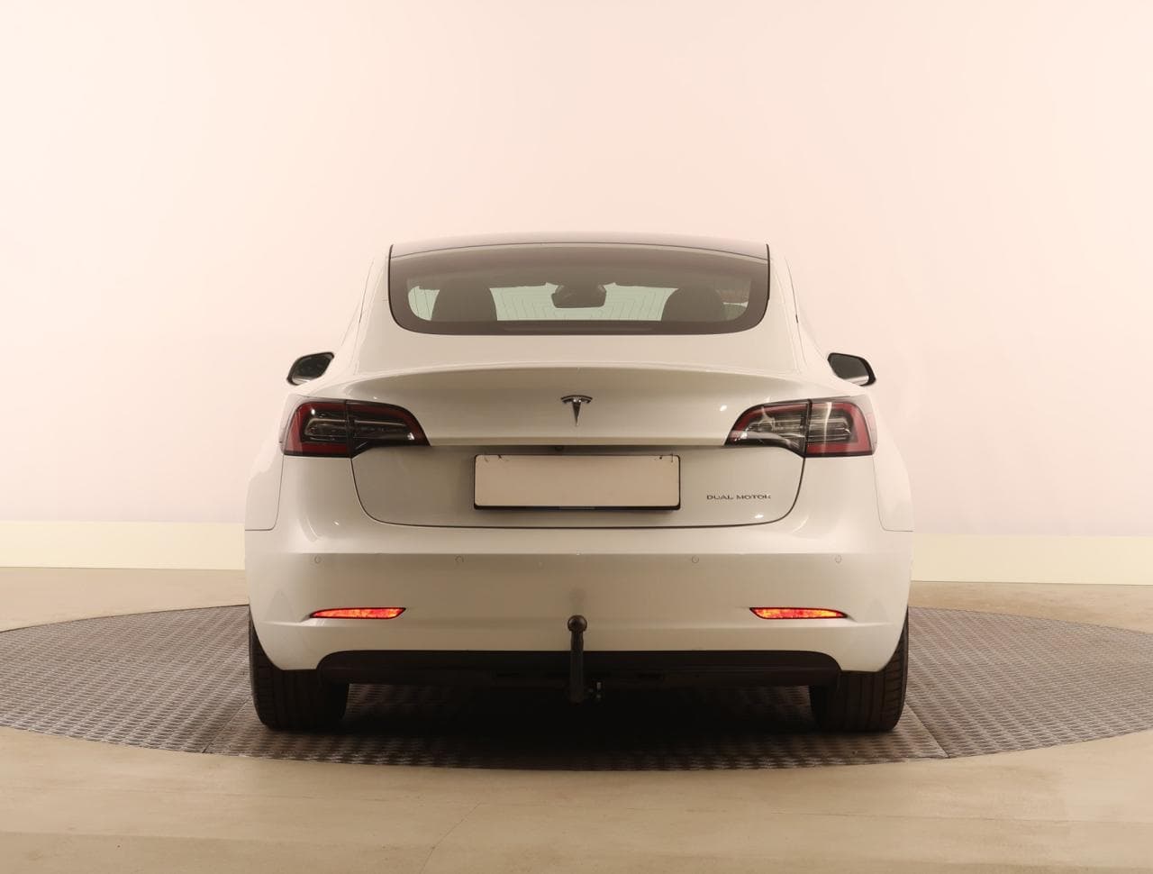 2020 Tesla Model 3 - 6