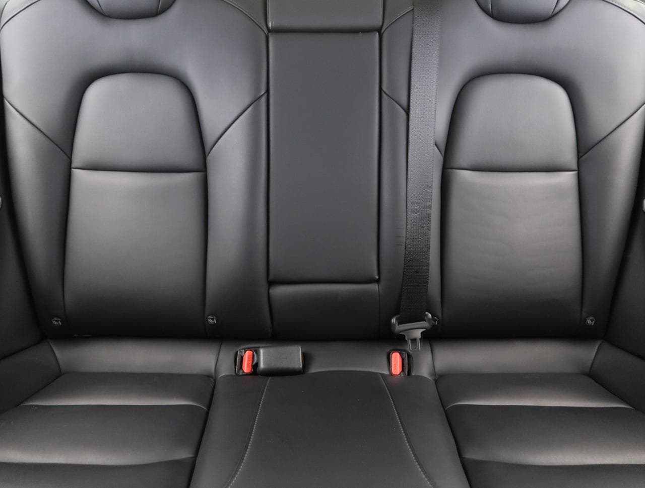 2020 Tesla Model 3 - 14