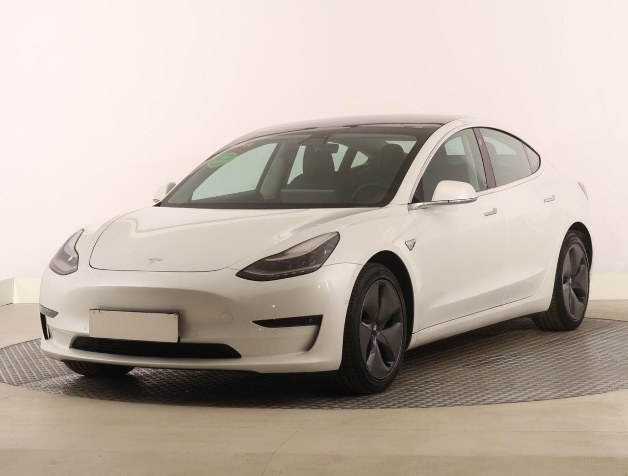 2020 Tesla Model 3 - 3