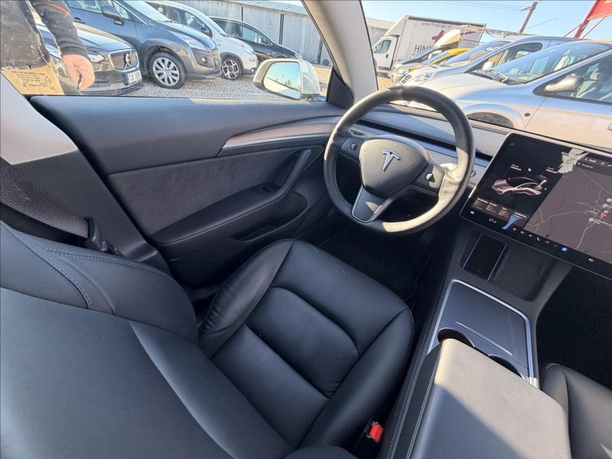 2021 Tesla Model 3 - 19