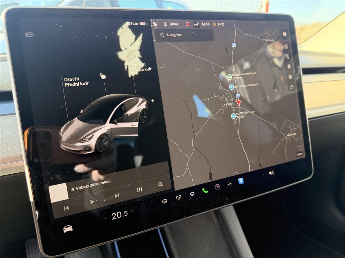 2021 Tesla Model 3 - 12