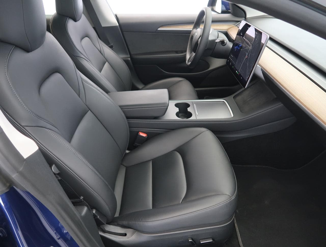 2021 Tesla Model 3 - 12