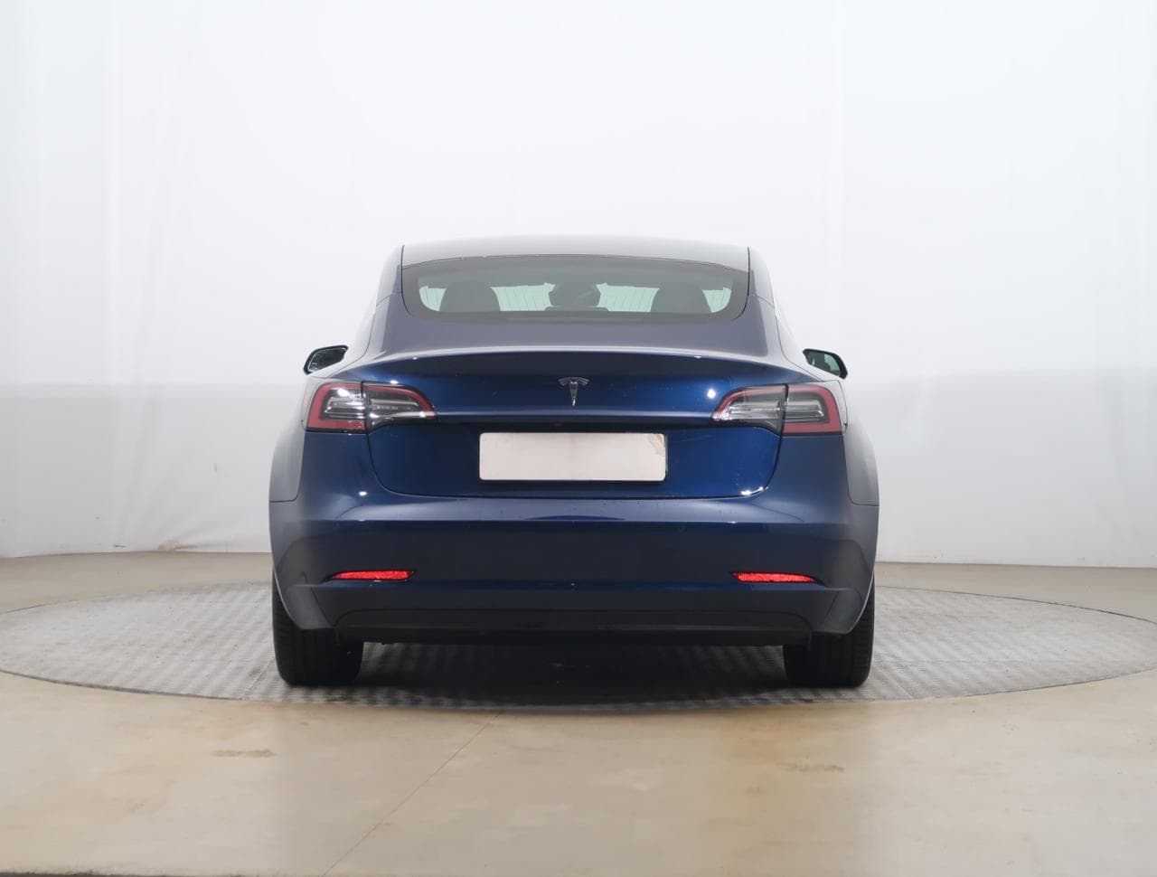 2020 Tesla Model 3 - 6