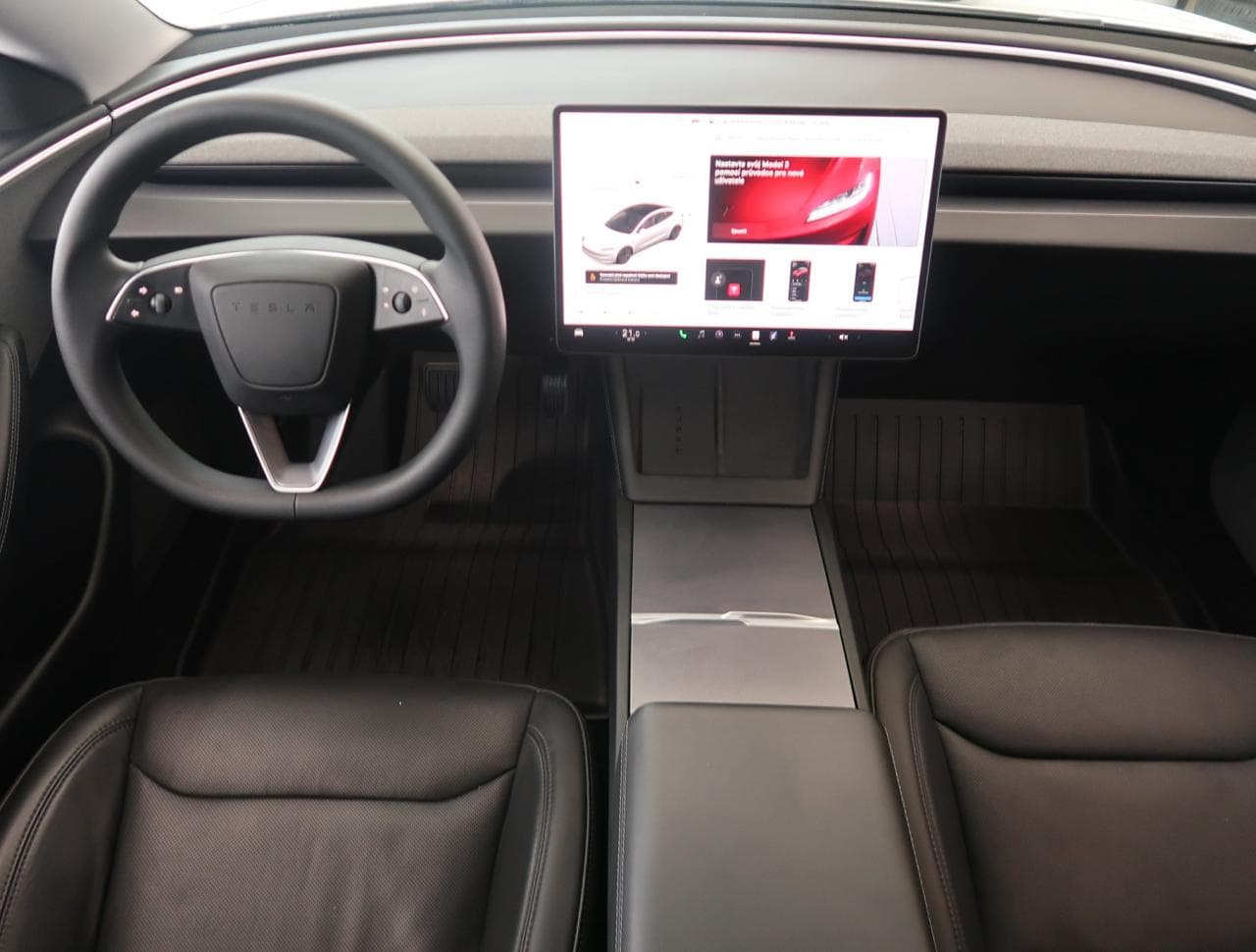2023 Tesla Model 3 - 10