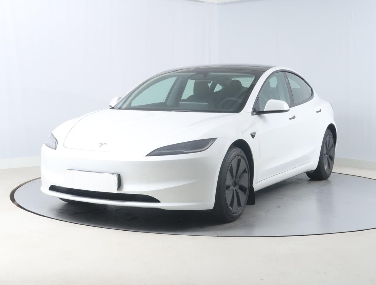 2023 Tesla Model 3 - 3