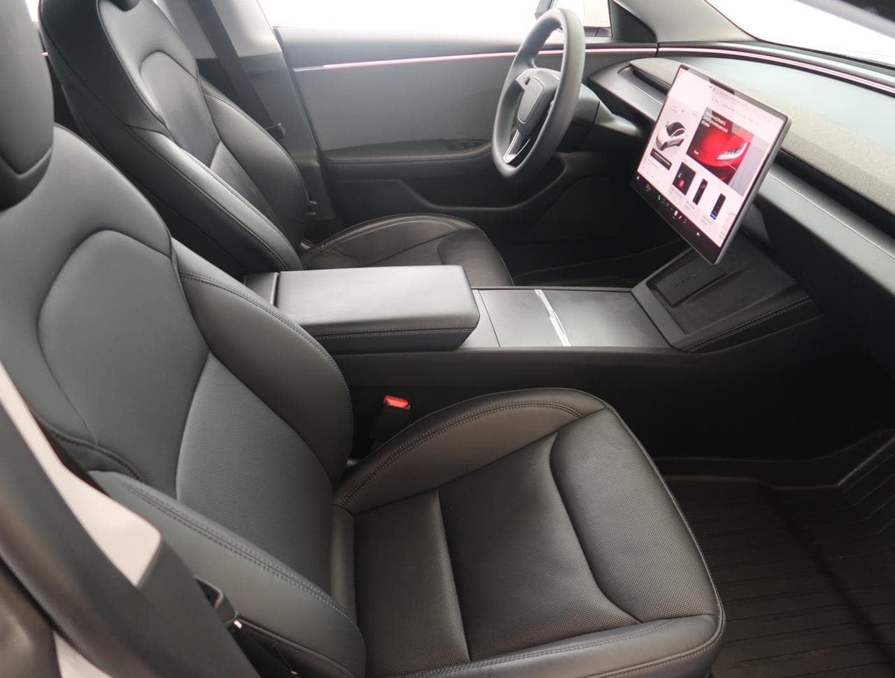 2023 Tesla Model 3 - 12