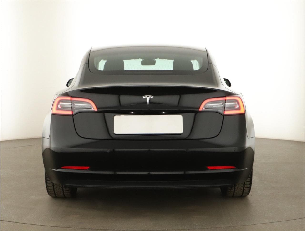 2020 Tesla Model 3 - 6