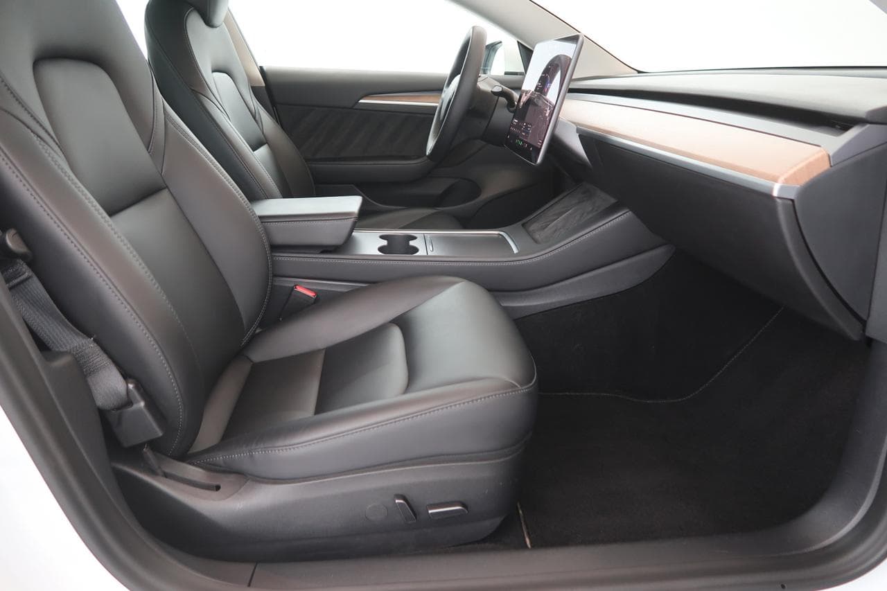 2021 Tesla Model 3 - 12